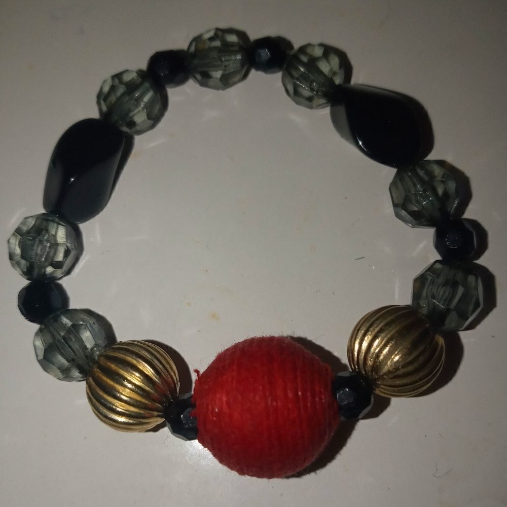 Handmade bracelet  - Picture 4 of 16